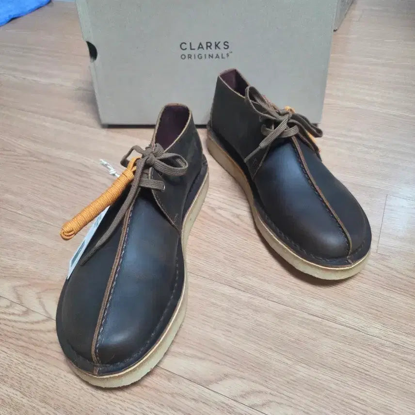 [BUNJANG] Clarks Desert Trek Boots / (새상품)클락스 데저트 트랙 uk7.5 260mm