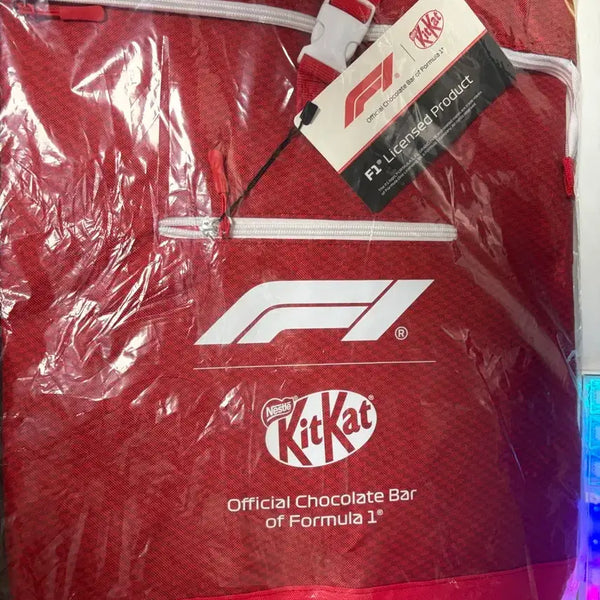 [BUNJANG] F1 x KitKat Limited Edition Backpack / 해외한정 국내 미발 F1 킷캣 백팩