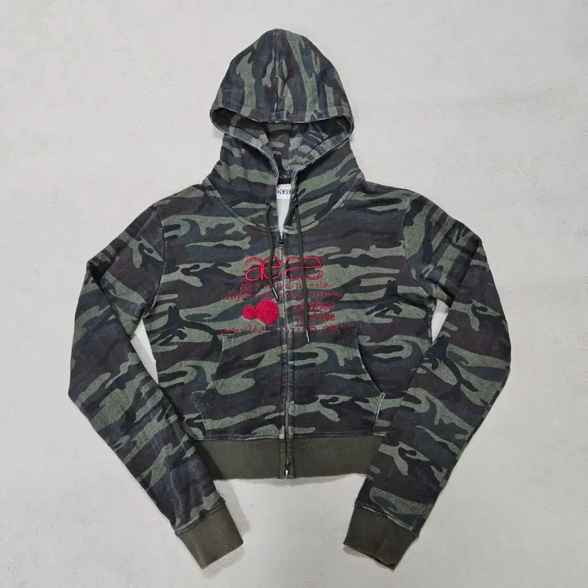 [BUNJANG] AEAE Camo Crop Hoodie Zip-Up / 에이이에이이 카모 크롭 후드집업 급처