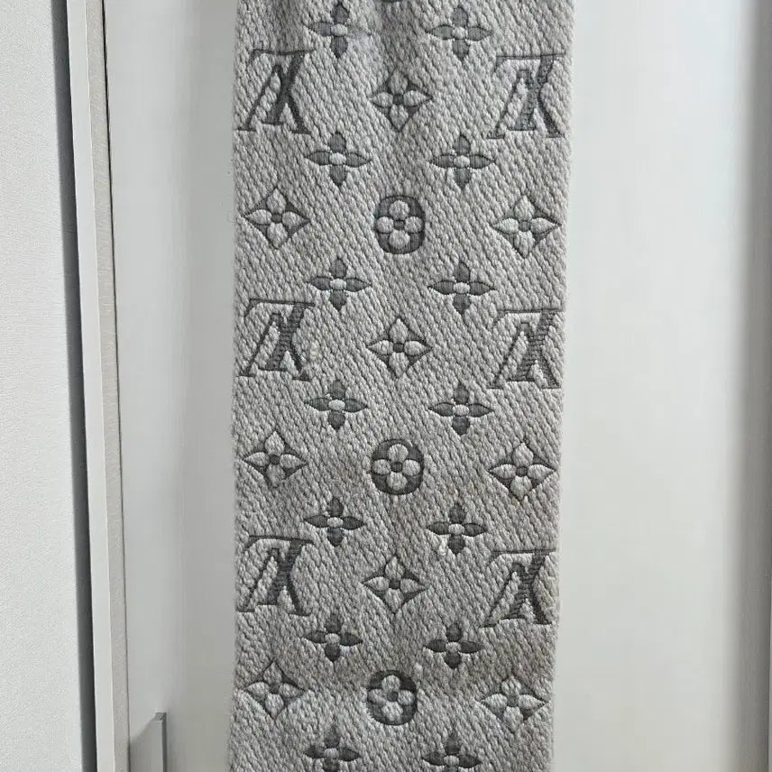 [BUNJANG] Louis Vuitton Monogram Muffler / 루이비통 머플러