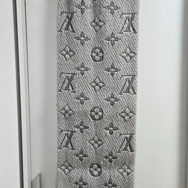 [BUNJANG] Louis Vuitton Monogram Muffler / 루이비통 머플러