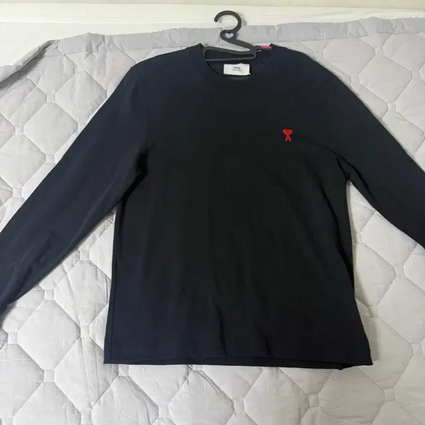 [BUNJANG] AMI Long Sleeve L / 아미 롱슬리브 L