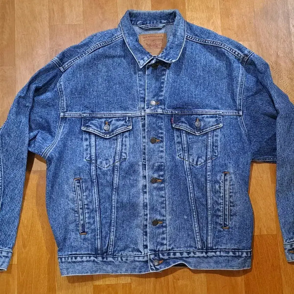 [BUNJANG] Levi's Oversized Denim Jacket (L) / (무료배송)리바이스 오버핏 청자켓(L)