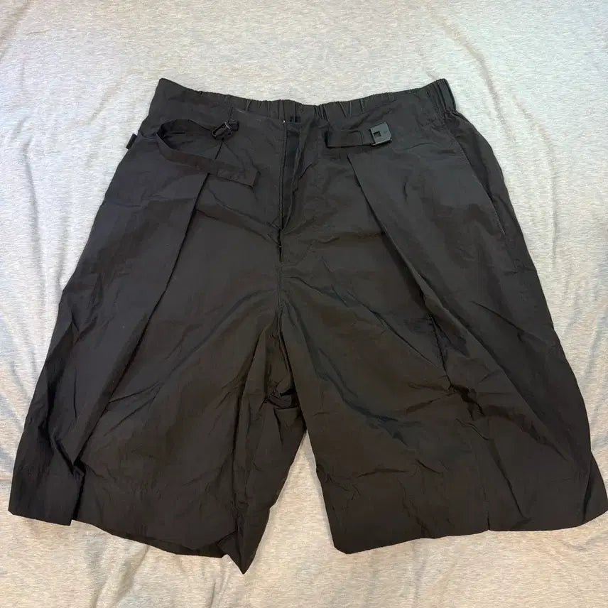 [BUNJANG] Polilu Bermuda Pants Size 2 / 폴리테루 버뮤다팬츠 2 사이즈