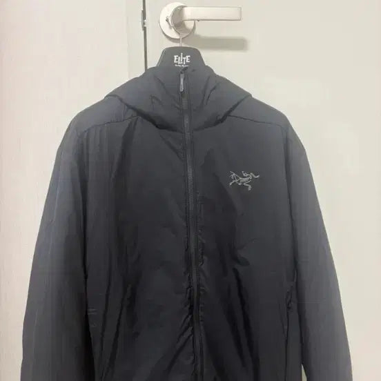 [BUNJANG] Arc'teryx Atom Hoodie Black / 아크테릭스 아톰 후디 블랙 직거래 350,000원 판매