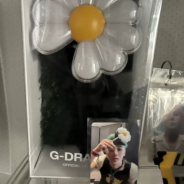 [BUNJANG] G-Dragon Daisy Bong Lightstick Photocard Bundle Set / 지드래곤 데이지봉 포카 미니뱅봉 포함