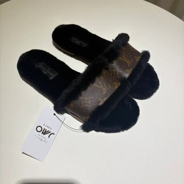 [BUNJANG] Louis Vuitton Monogram Shearling Slipper Sandals / (36)루이비통 모노그램 시어링  털 슬리퍼 샌들