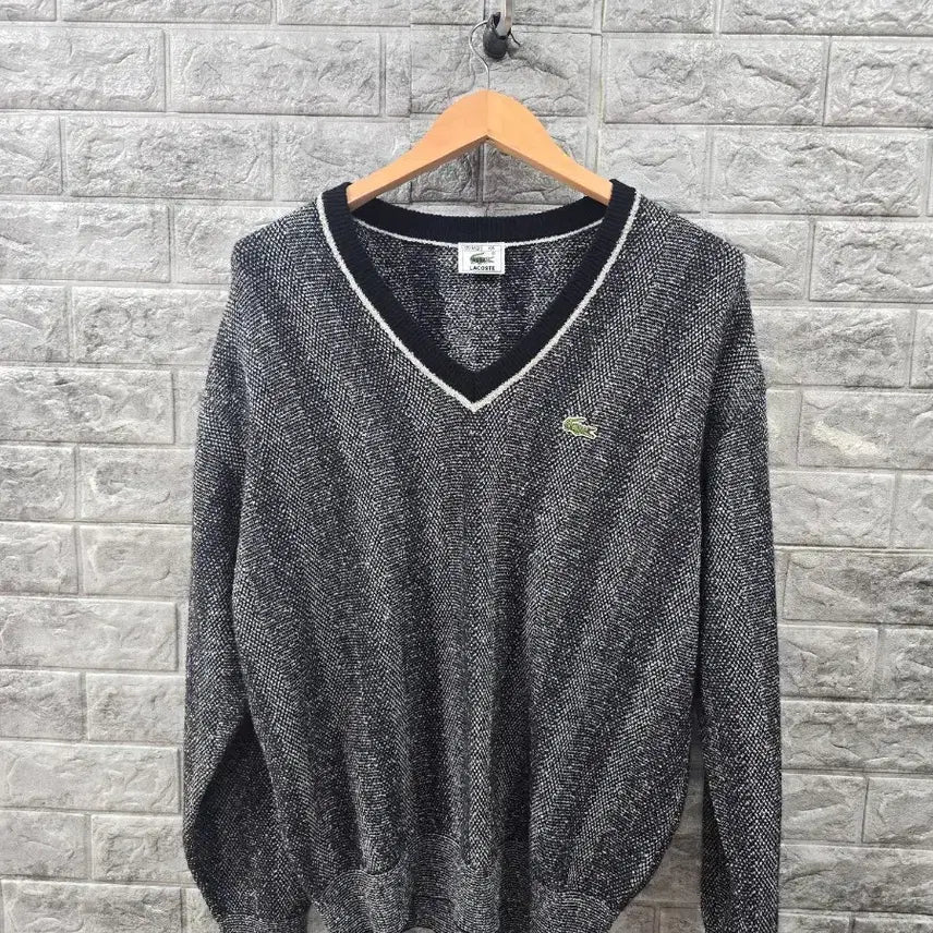 [BUNJANG] Lacoste V-Neck Knit Grey Size 105 / 라코스테 V넥 니트 그레이  사이즈 105