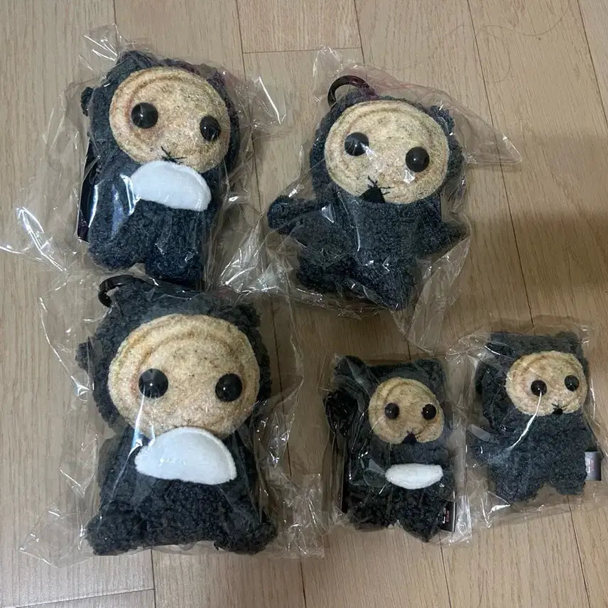 [BUNJANG] Donggung Geomoksari Keychain / 동궁 꺼먹살이 키링 새상품 미개봉!