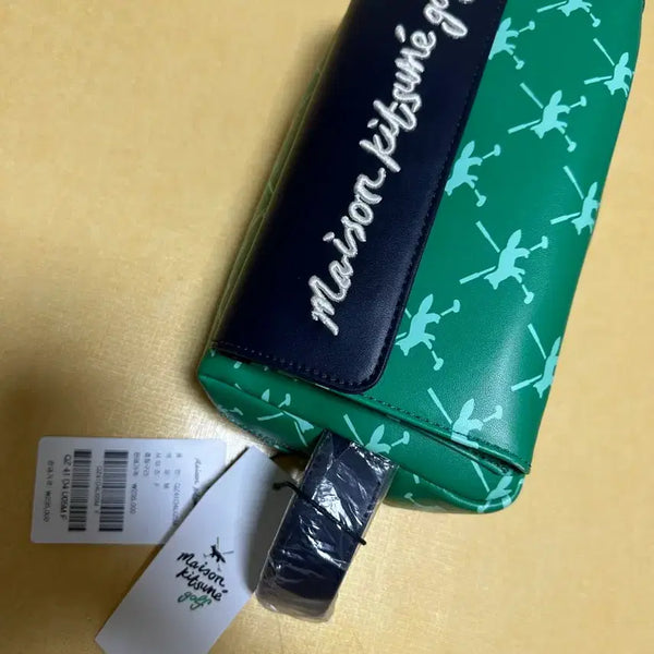 [BUNJANG] Maison Kitsuné Golf Pouch / 새상품 택그대로) 70% 할인 메종키츠네 골프 가방 파우치