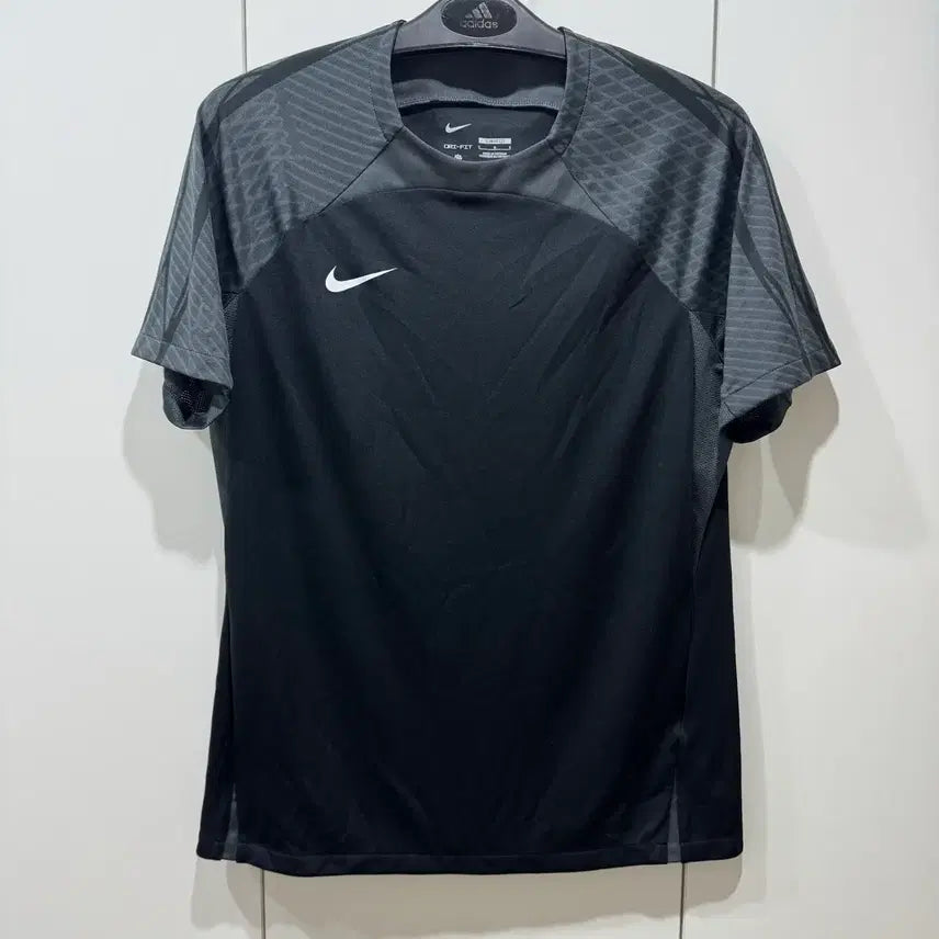 [BUNJANG] Nike Soccer Training Bundle 4 Tops / 나이키 축구 트레이닝 4벌 일괄 판매