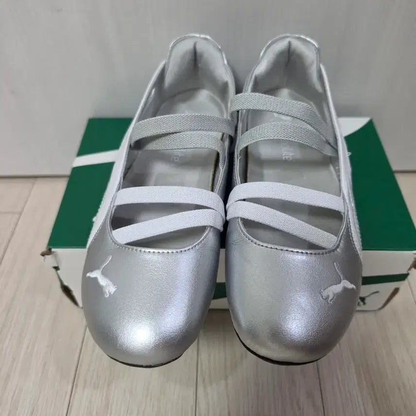 [BUNJANG] Puma Ballet Flat Shoes Silver 225cm / 퓨마 발레 플랫 슈즈 실버 225cm