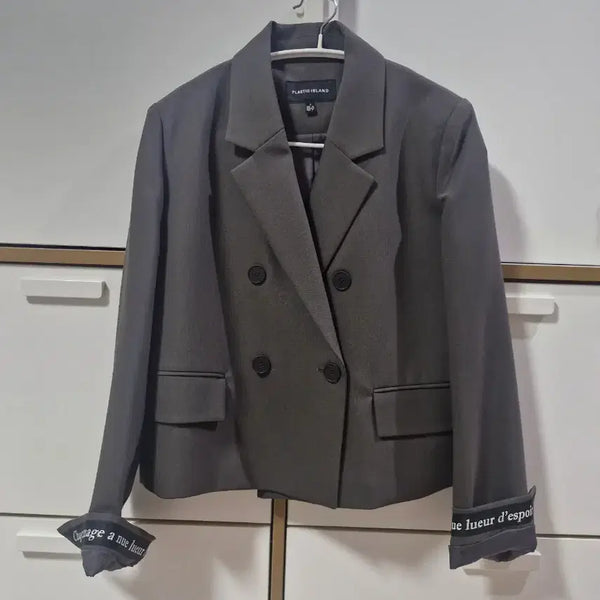 [BUNJANG] Plastic Island Women's Jacket - Size S (New) / 플라스틱아일랜드 자켓 S 새옷