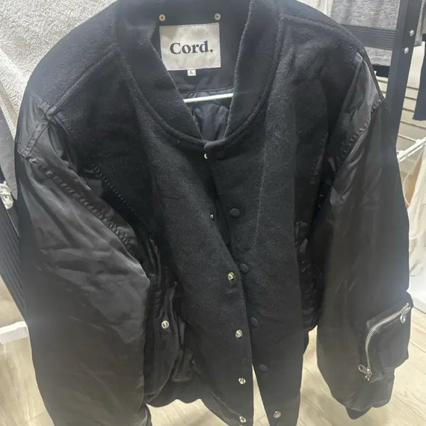 [BUNJANG] Cord. Black Bomber Padded Jacket - Large / Cord. 블랙 봄버패딩