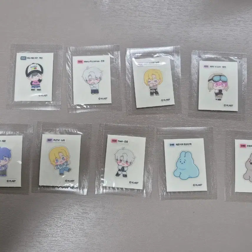 [BUNJANG] PLAVE GS25 Bread Sticker Bundle Set / 플레이브 GS25 빵 띠부띠부씰 일괄 판매