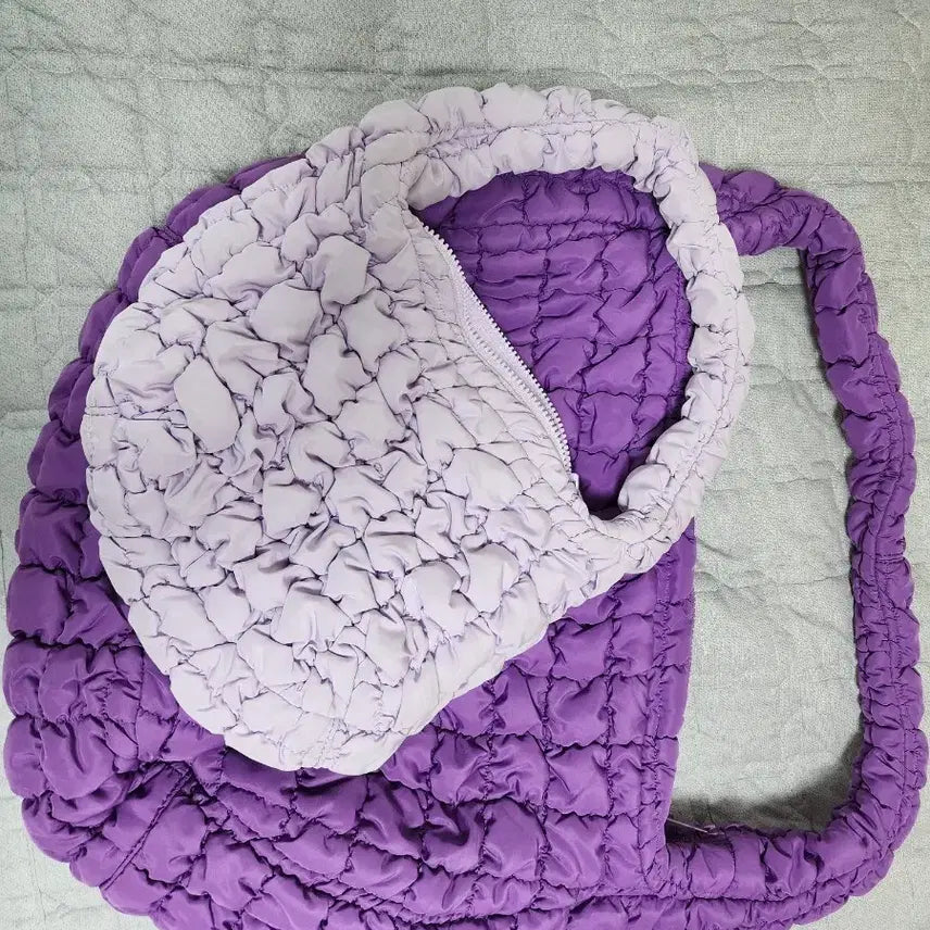 [BUNJANG] COS Quilted Oversized Shoulder Bag Purple / 정품)코스 퀼티드 오버사이즈 숄더백(퍼플) 팔아요.