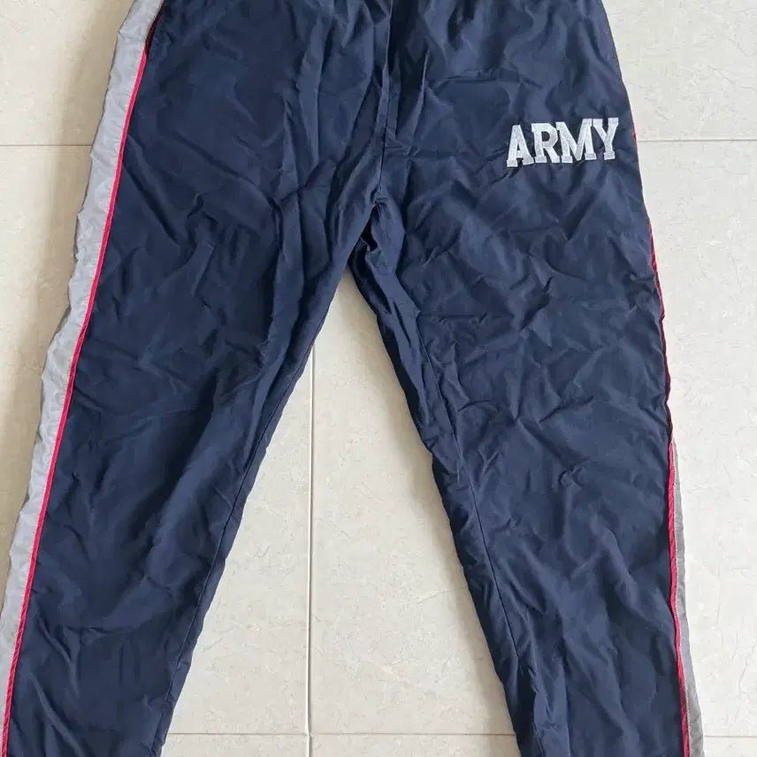 [BUNJANG] Ami Training Pants Navy/Gray / 아미 트레이닝 팬츠 네이비/그레이