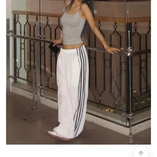 [BUNJANG] Lace Trim Track Pants / 레이스 트랙 팬츠
