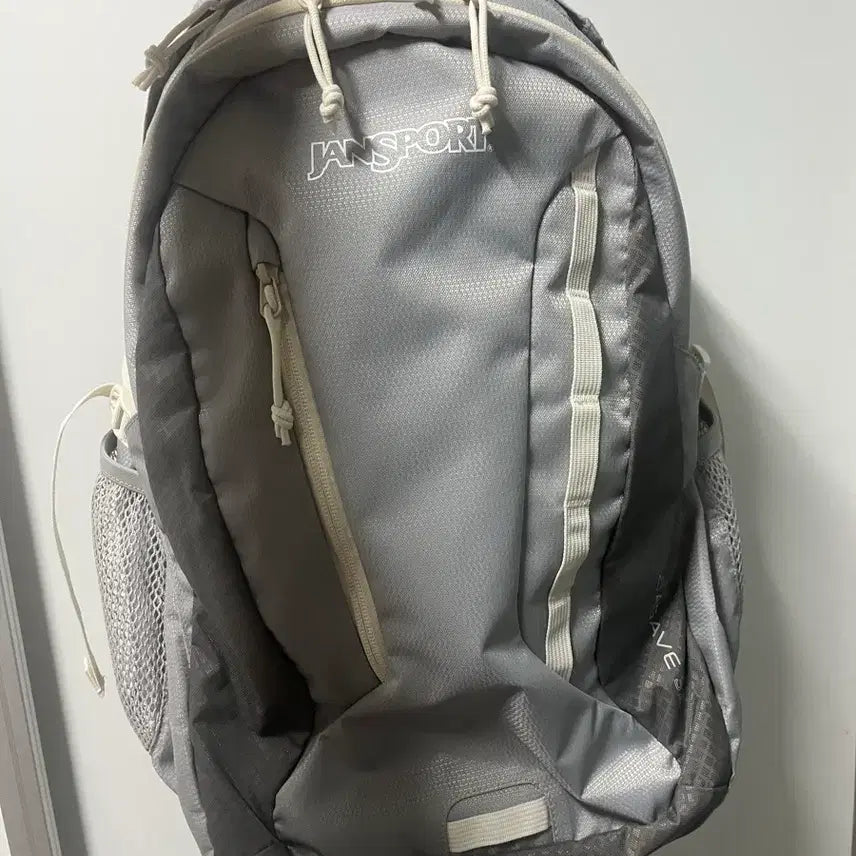 [BUNJANG] JanSport Agave Grey Backpack / 잔스포츠 아가베 그레이