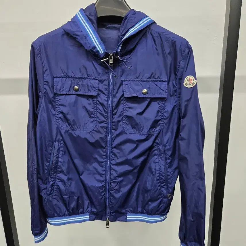 [BUNJANG] Moncler Windbreaker Size 1 (95-100) / 몽클레어 바람막이 1(95)