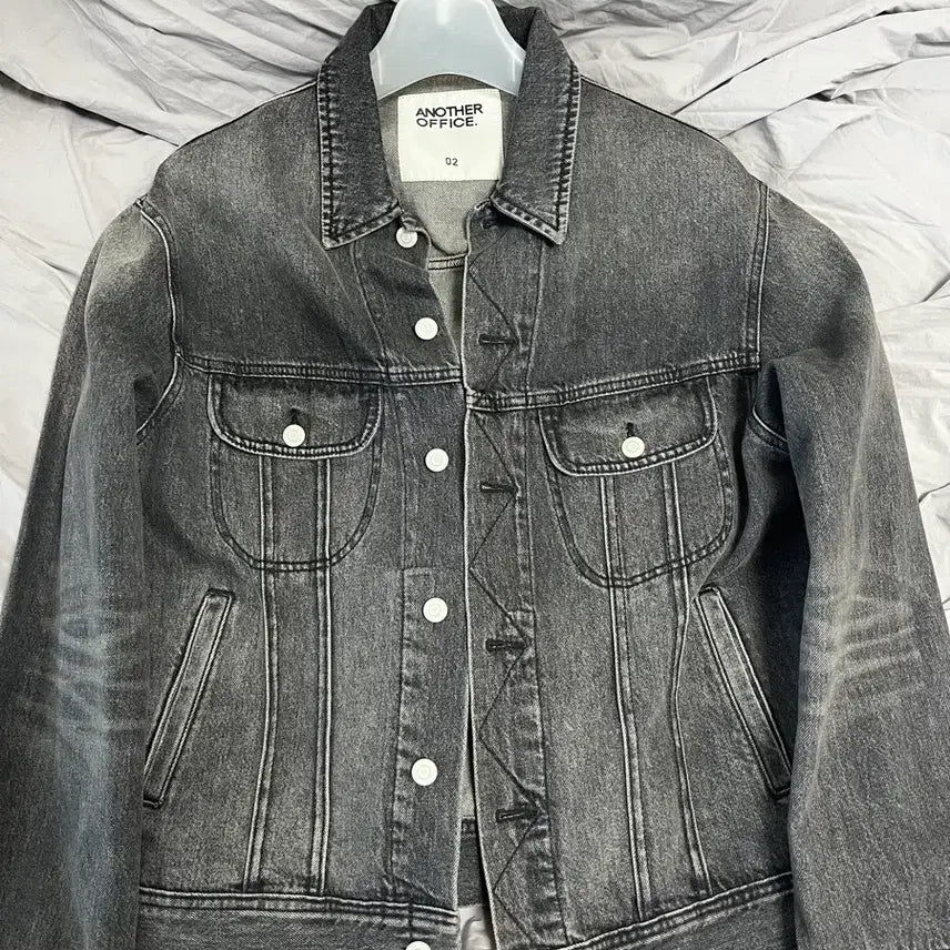[BUNJANG] Another Office Denim Jacket Size 2 / 어나더오피스 데님자켓 2사이즈
