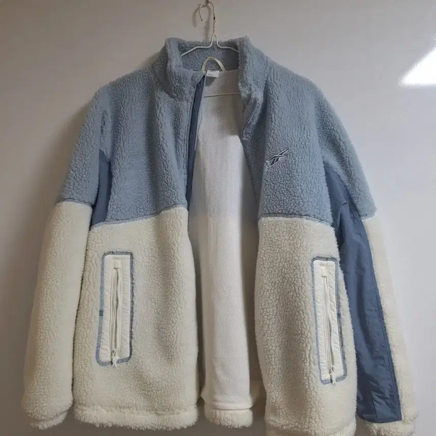 [BUNJANG] Reebok Fleece Jacket / 리복 뽀글이 플리스 자켓