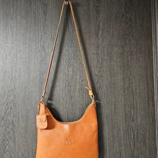 [BUNJANG] Il Bacio Lente Leather Shoulder Bag / 일비종떼