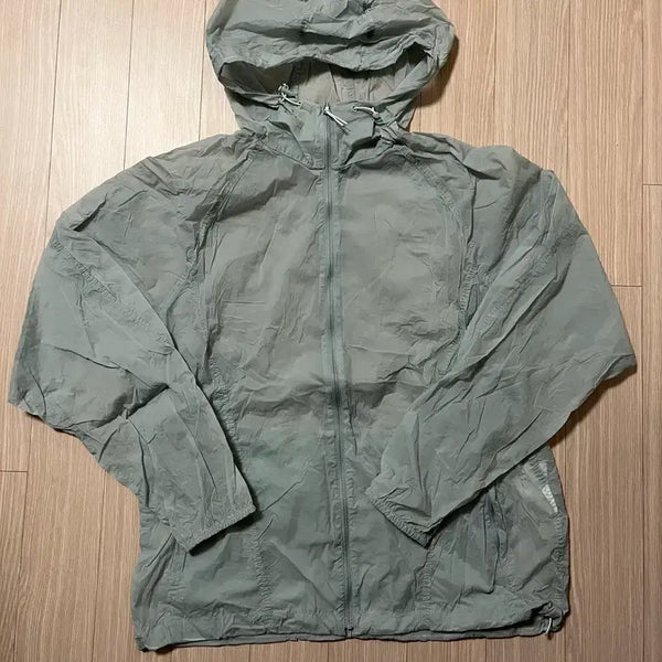 [BUNJANG] Musinsa Standard Windbreaker Cloudy Blue / 무신사 스탠다스 바람막이 (클라우디 블루색)