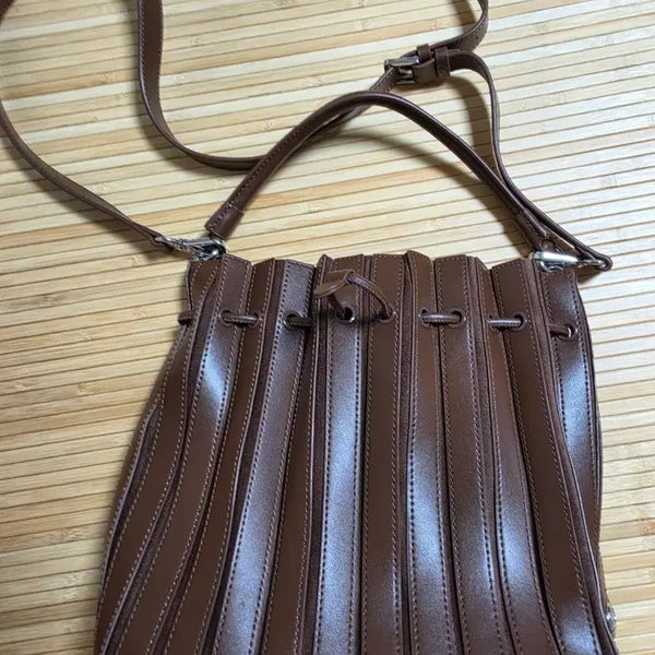 [BUNJANG] Brown Shirring Crossbody Bag / 브라운 셔링백