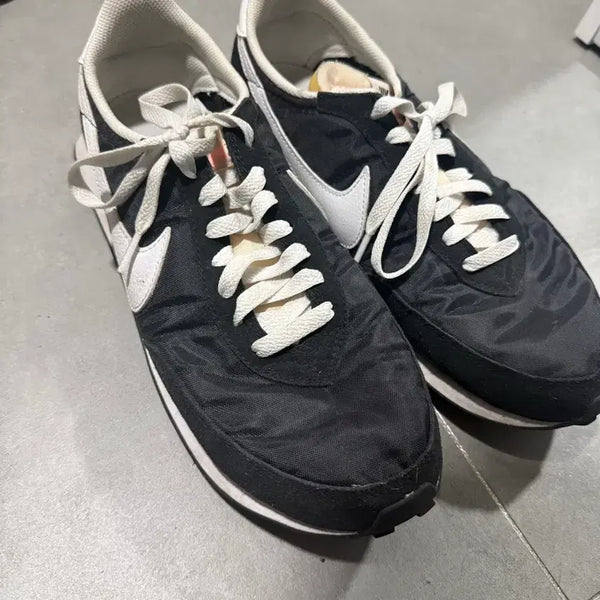 [BUNJANG] Nike Waffle Trainer 2 Black White / 나이키 와플 트레이너 2 블랙 화이트