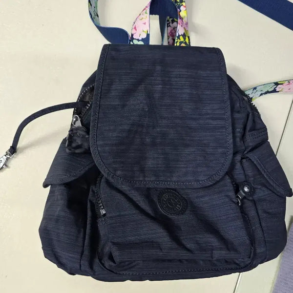 [BUNJANG] Kipling Floral Strap Backpack Navy / 키플링 백팩 네이비 꽃무늬 스트랩