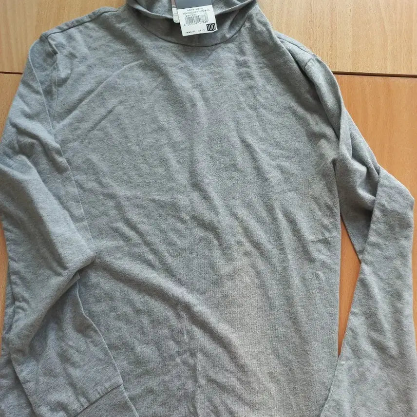 [BUNJANG] Gray Turtleneck Long Sleeve T-Shirt Size 100 / 그레이 터틀넥 긴팔 티셔츠 100