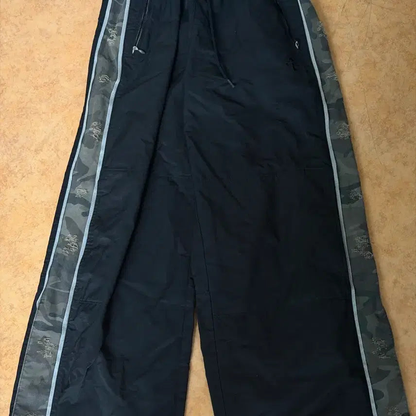 [BUNJANG] Polilter Camo Track Pants Size 3 / 폴리테루 카모 트랙 팬츠 3 초판