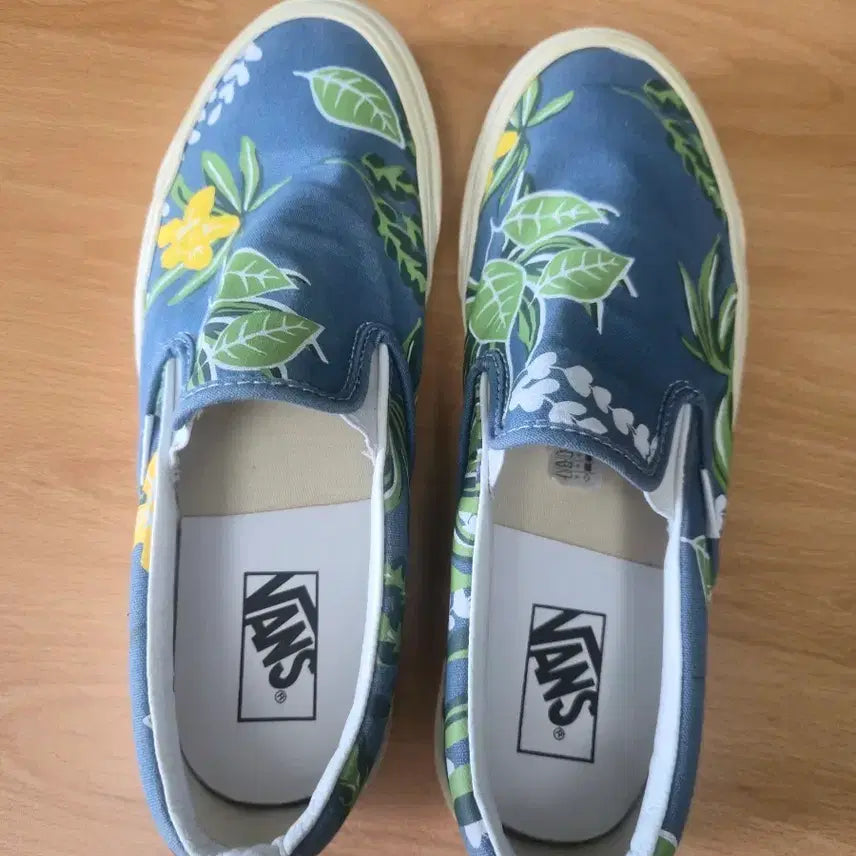 [BUNJANG] Vans Slip-On Blue Flower Pattern Size 270 / 반스 슬립온 블루 플라워 패턴 270