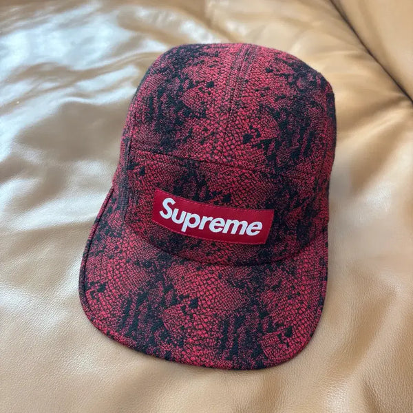 [BUNJANG] Supreme Python Logo Camp Cap / 슈프림 캠프캡 모자 박스로고 파이톤 스네이크 스킨 레드