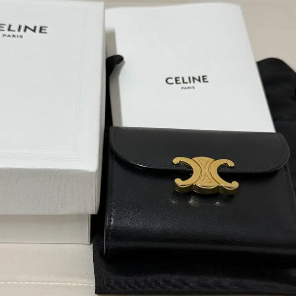 [BUNJANG] Celine Triomphe Wallet / 셀린느 트리옹프 반지갑
