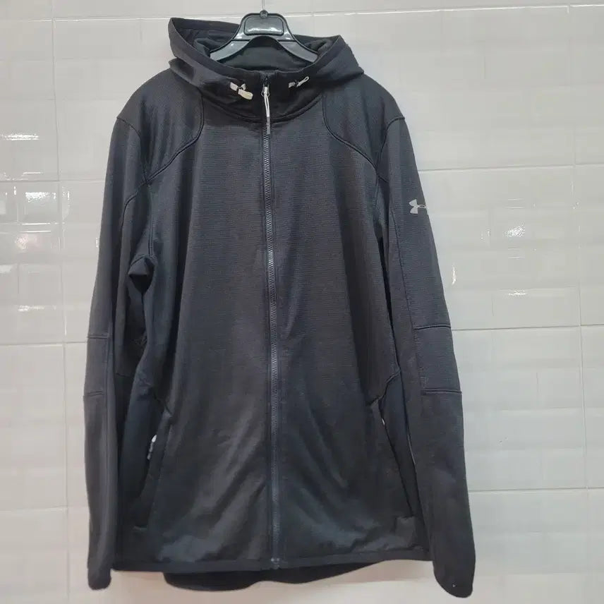 [BUNJANG] Under Armour Hooded Zip-Up Jacket / 언더아머 후드 집업