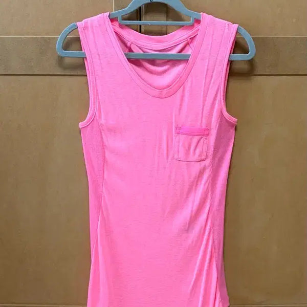 [BUNJANG] System Sleeveless Top / 시스템 민소매티