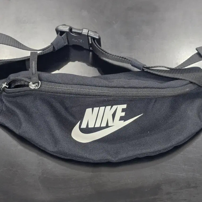 [BUNJANG] Nike Authentic Hip Pack / 나이키 힙색 정품