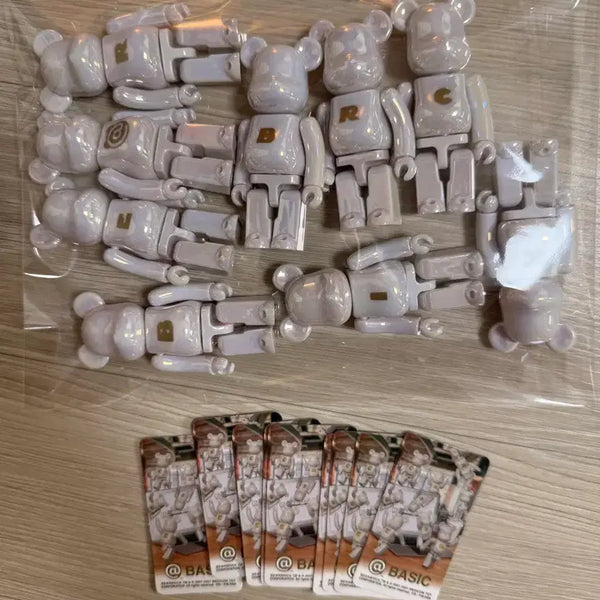 [BUNJANG] Bearbrick Series 42 100% Basic Set / 베어브릭 42탄 100% 베이직 세트