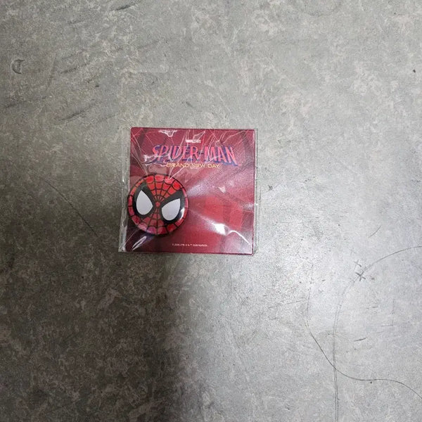 [BUNJANG] Spider-Man Pin Badge / 스파이더맨 핀 뱃지