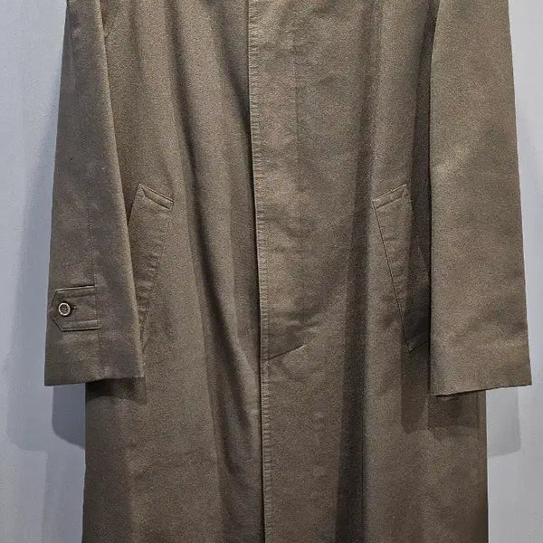 [BUNJANG] Khaki Single Coat - Size 95 / 간절기 히든버튼 싱글 코트 카키색 95사이즈