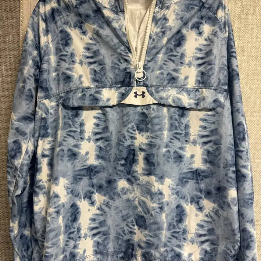 [BUNJANG] Under Armour Tie-Dye Windbreaker Jacket XS / 언더아머 바람막이