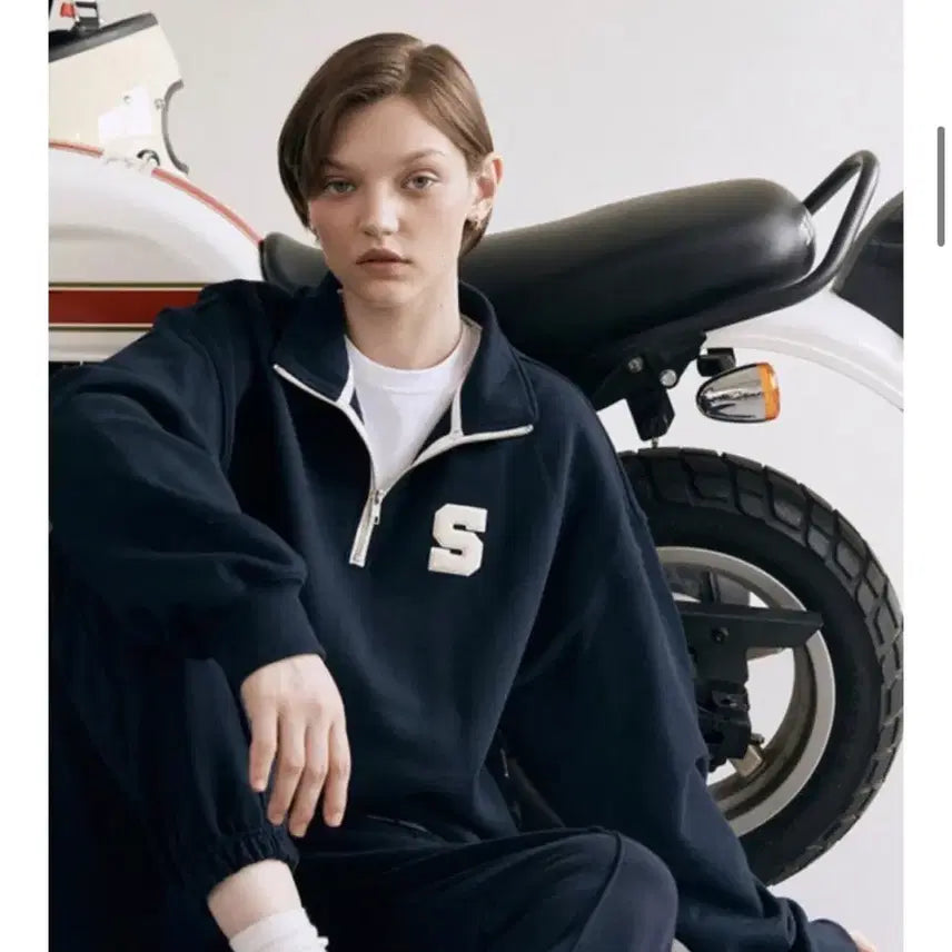 [BUNJANG] Dunst Half-Zip Sweatshirt / 던스트 스웻셔츠 하프집업 반집업 맨투맨