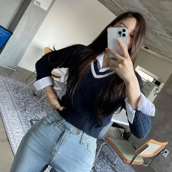 [BUNJANG] Five Closet V-Neck Knit Navy / 파이브클로젯 제작 브이넥 니트 네이비
