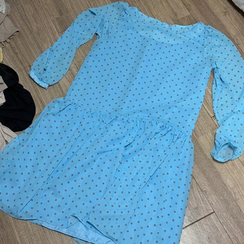 [BUNJANG] Dot Retro Midi Dress / 도트 레트로 미디 원피스