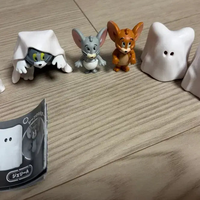 [BUNJANG] Tom and Jerry Ghost Play Gacha Set / 톰과 제리 유령 놀이 가챠 4종 일괄