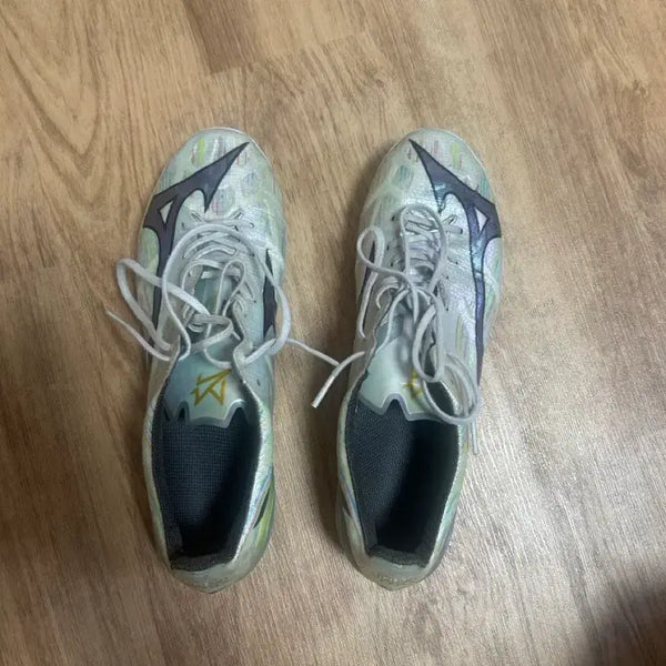 [BUNJANG] Mizuno Alpha 2 270 Soccer Cleats / 미즈노 알파2 270
