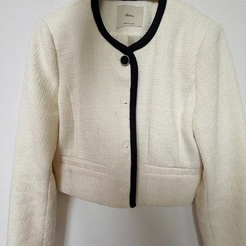 [BUNJANG] ROEM Ivory Color Block Tweed Jacket / 로엠 아이보리 배색 트위드 자켓