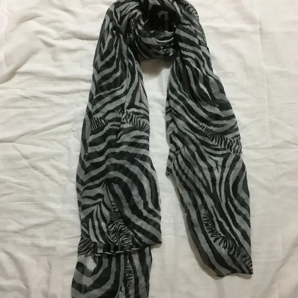 [BUNJANG] Zebra Pattern Scarf / 지브라 패턴 머플러